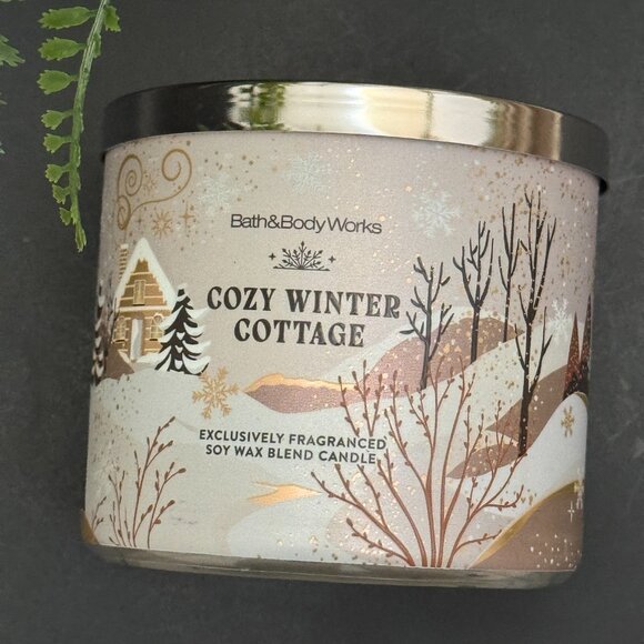 BBW Cozy Winter Cottage Bath & Body Works 3 Wick Candle - Picture 4 of 10